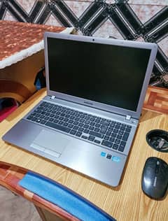 SAMSUNG SERIES' 5 LAPTOP, 03107755855_