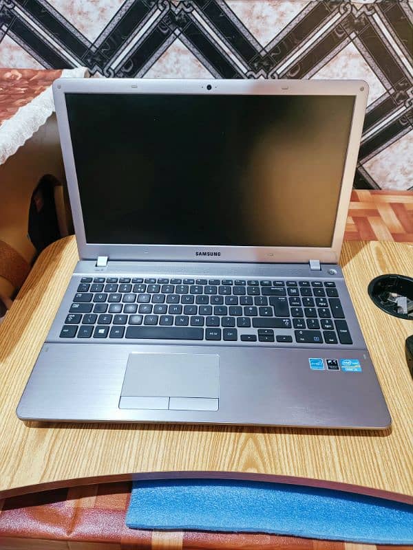 SAMSUNG SERIES' 5 LAPTOP, 03107755855_ 1