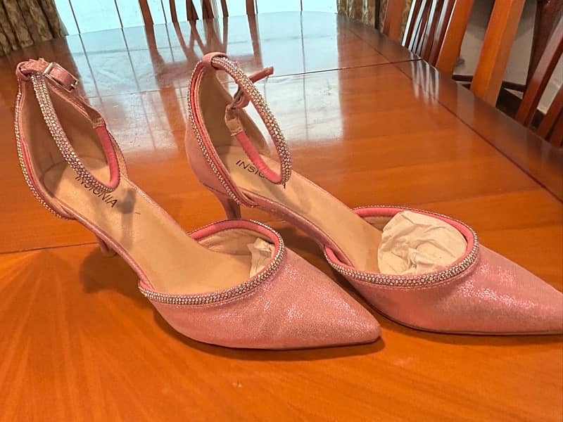 Peach Beauty Insignia Size 40 1