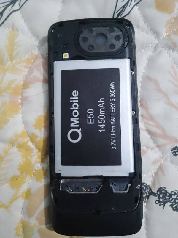 QMobile keypad mobile available 2