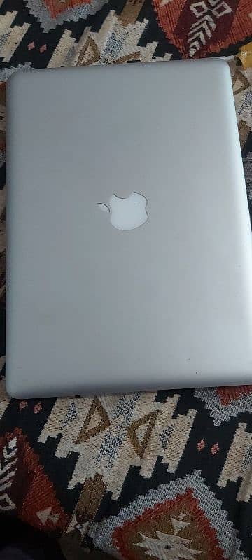 Apple Macbook pro 3