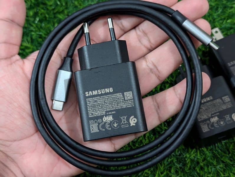 Samsung Original 45W Super Fast Charger 5A Cable Galaxy S24 Ultra watt 0