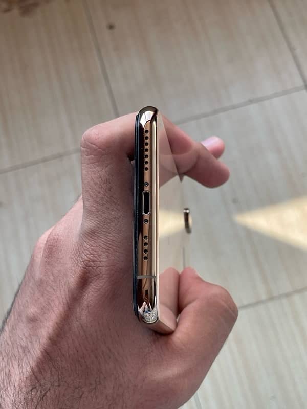 Iphone XS Max 5