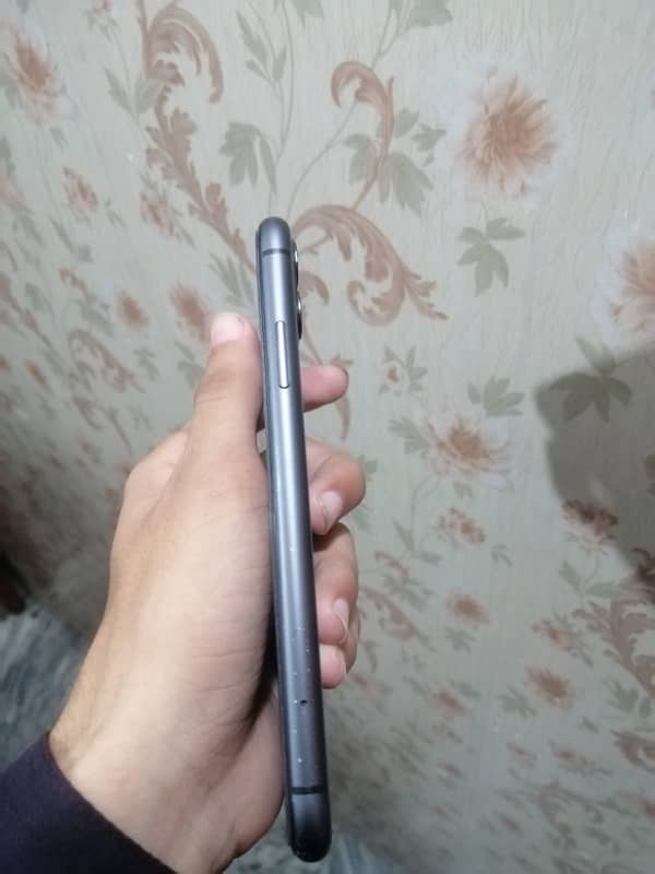 Iphone 11 jv 50k 64gb 3