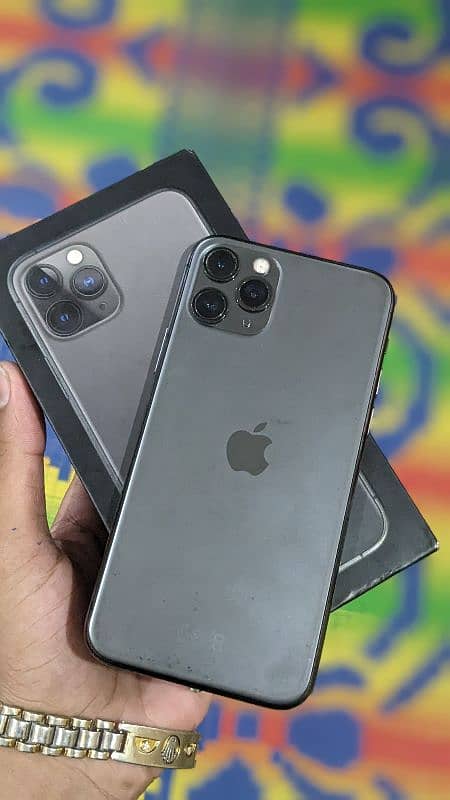 Iphone 11 Pro | 256 GB | Factory Unlock | With box | Esim Time para hy 0