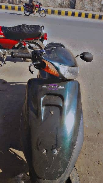 49 cc scooty for sale 1