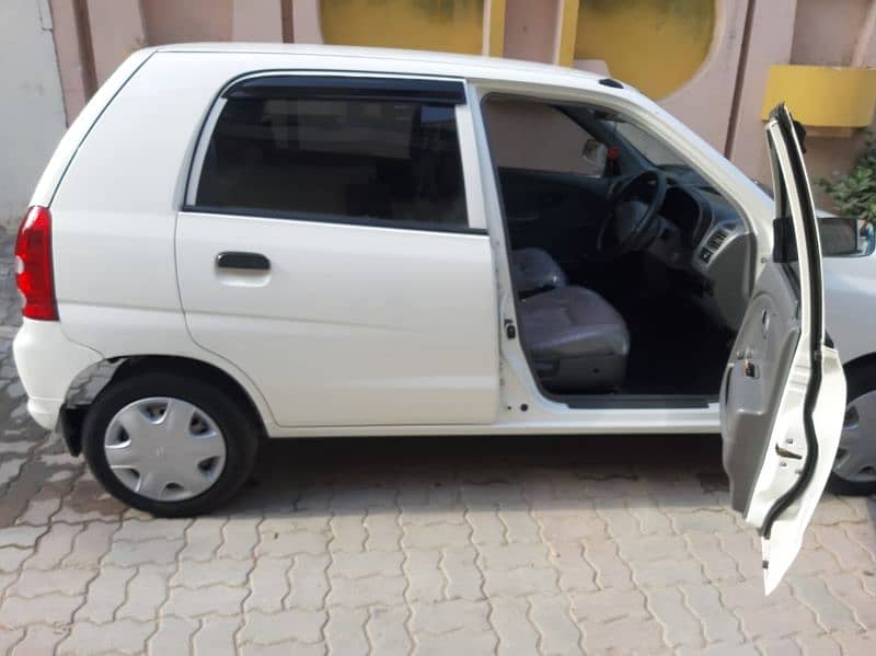 Suzuki Alto 2011 5