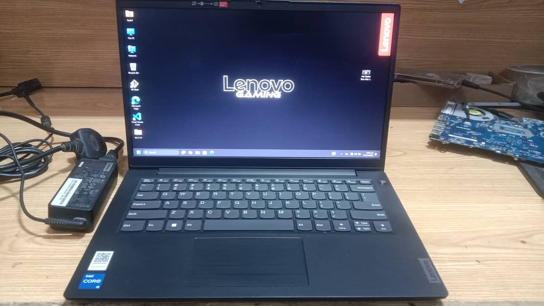 Lenovo cori5 12genration 8gbram 256gb SSD 0