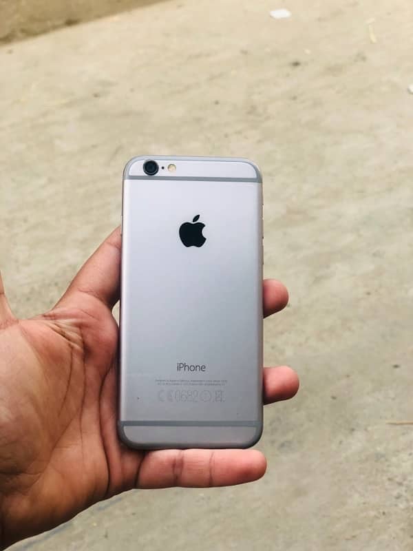 iPhone 6 16GB Pta approved 0