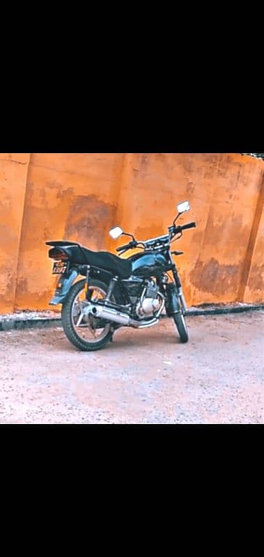 SUZUKI GS 150 SE FOR URGENT SALE IN GENUINE CONDITION. 3