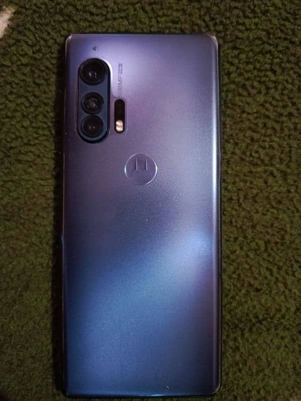 moto edge plus 1