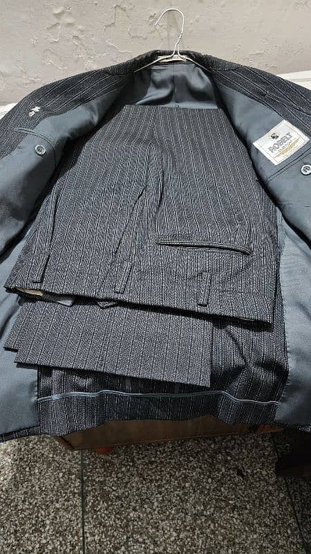 pant coat just like new one 2