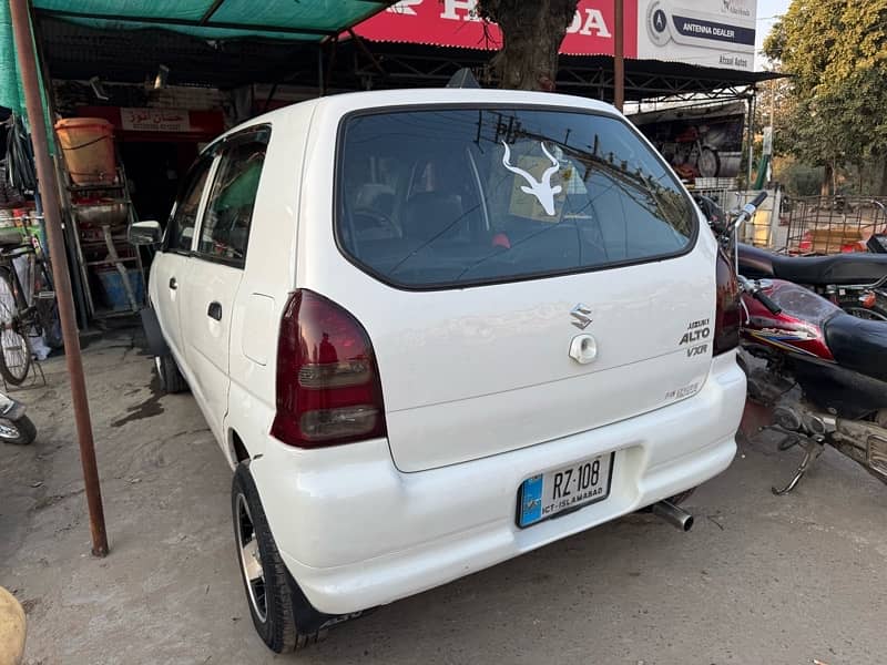 Suzuki Alto 2011 1