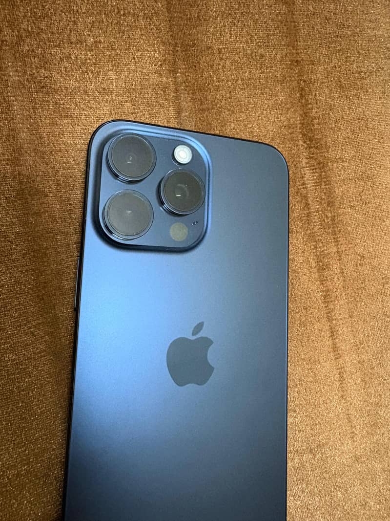 Apple iPhone 15 Pro Max Blue Titanium 100 health JV 1