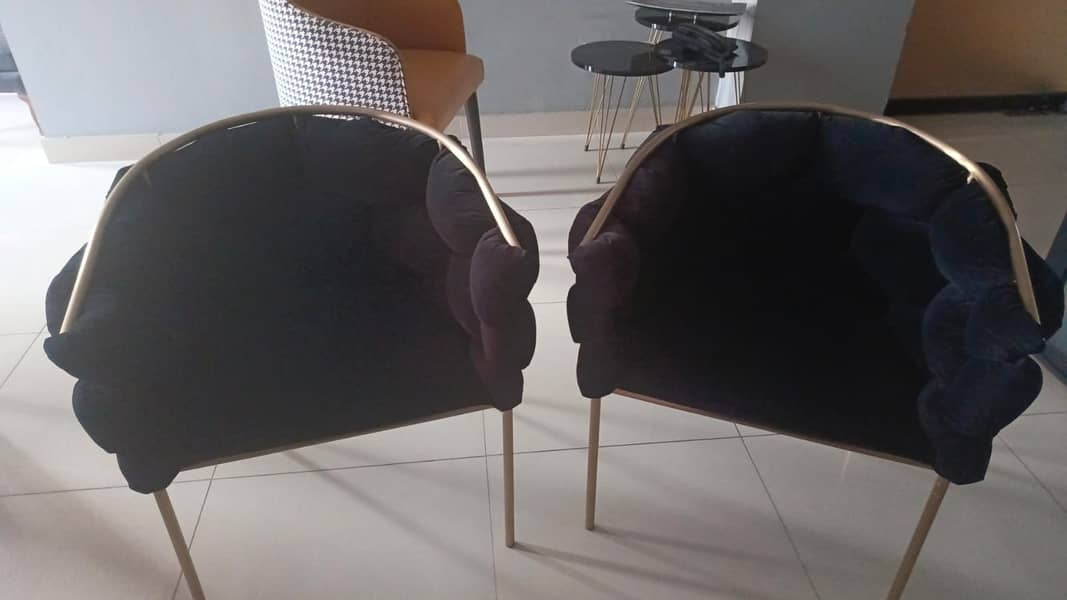 2 seater sofa chairs/wooden sofa chair/sofa chair for sale from Lahore 0