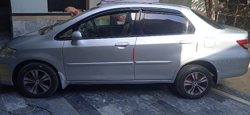 Honda City IDSI 2004 4