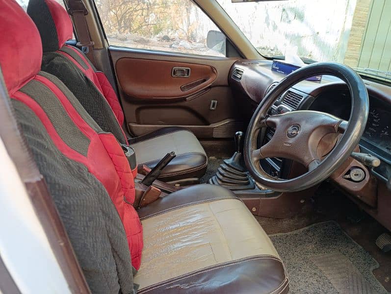 Nissan Sunny 1991 - Original Brown Interior 7