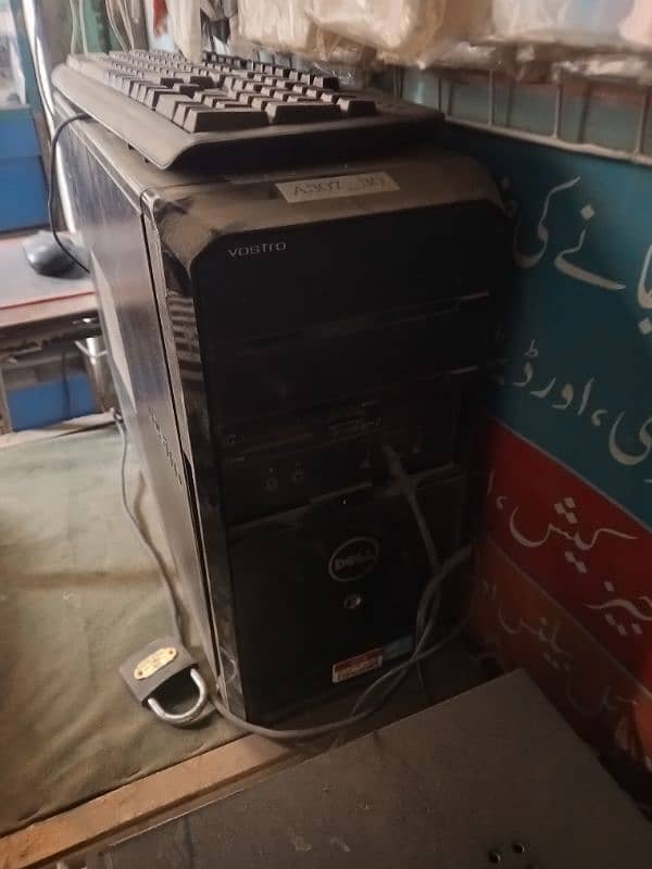 dell desktop aur HP ki LCD 21 inch 1