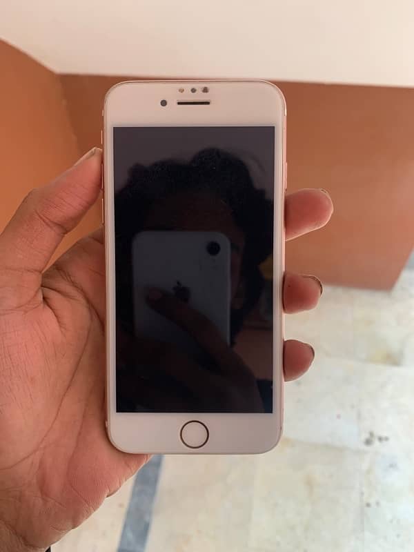 iphone 7 non-pta 10 by 9 condition 1