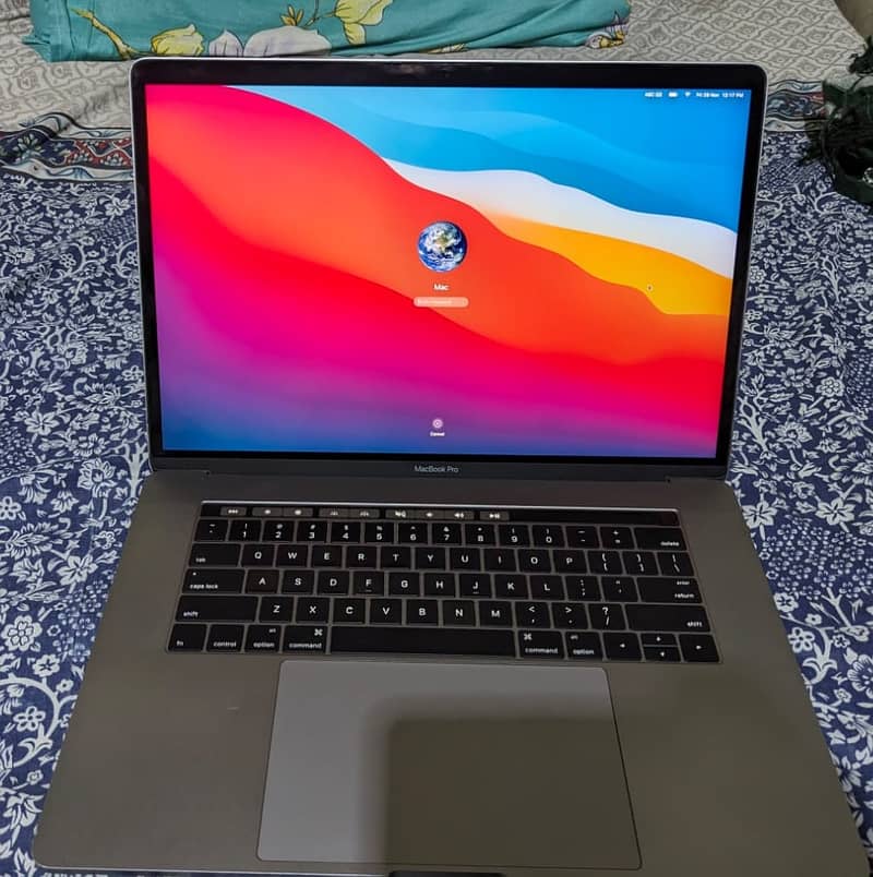 MacBook Pro 2016 in Cheap Price 0