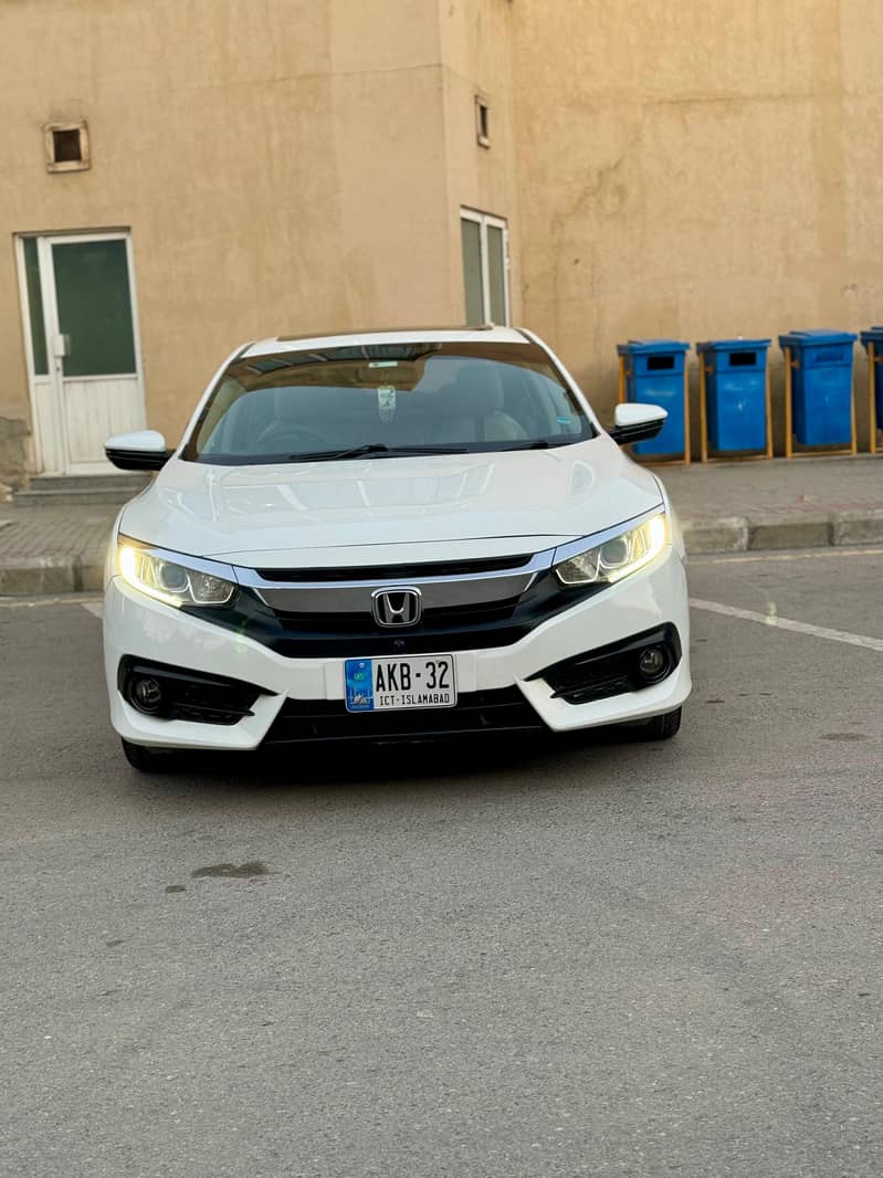 Honda Civic Oriel 1.8 i-VTEC CVT 2018 Model 0