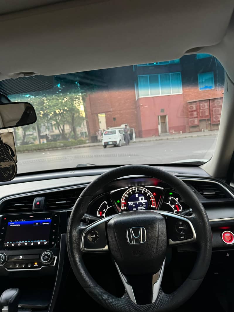 Honda Civic Oriel 1.8 i-VTEC CVT 2018 Model 4