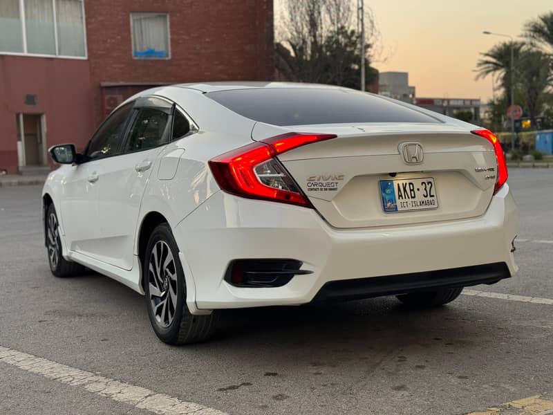 Honda Civic Oriel 1.8 i-VTEC CVT 2018 Model 7