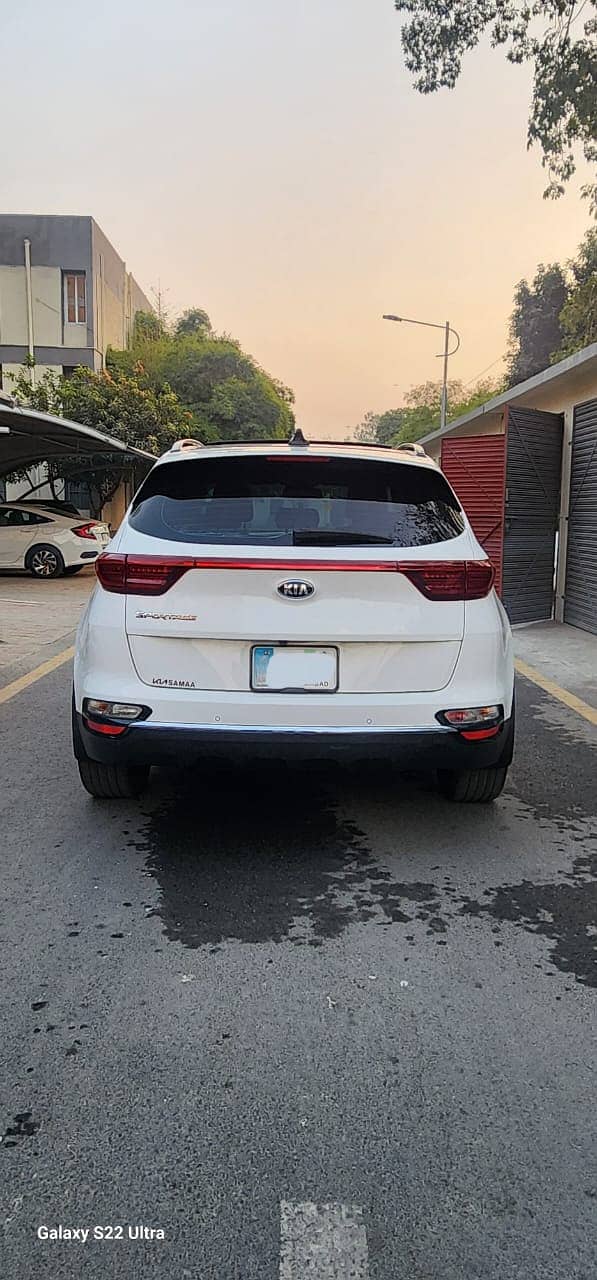 KIA Sportage FWD 2021 3