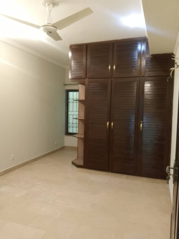 Beautiful Ground+Basement for rent in f11 3bedroom with attached bathroom 2