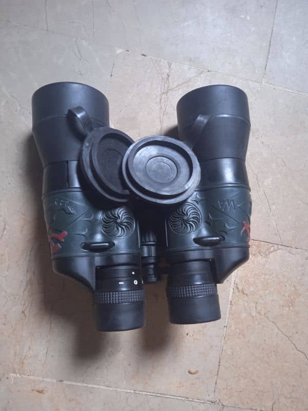 Binoculars Urgent sale 3