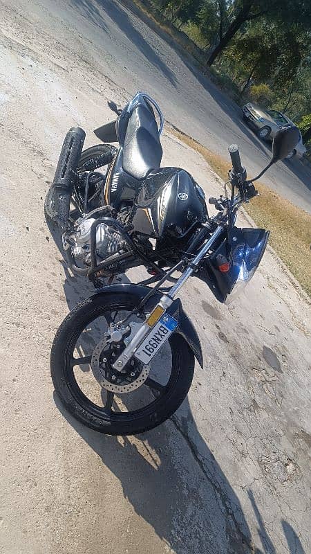 YBR 125 2022 10/10 Condition 3500km driven 0