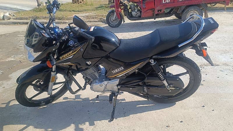 YBR 125 2022 10/10 Condition 3500km driven 2