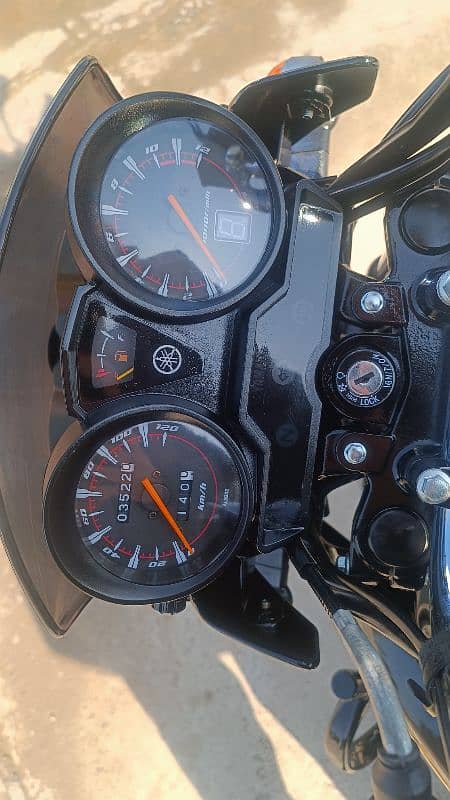 YBR 125 2022 10/10 Condition 3500km driven 5