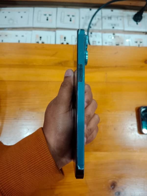 Iphone 13 pro max Non Pta Factory unlocked 3