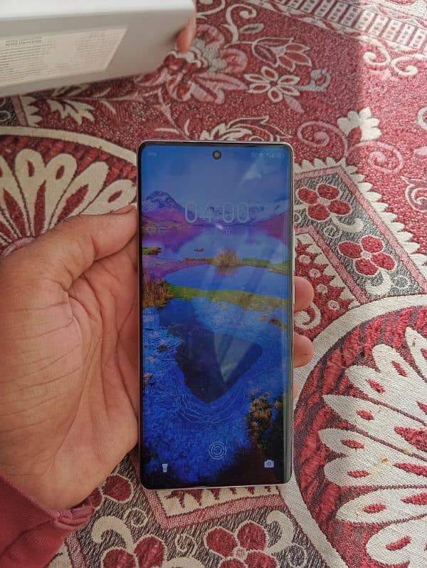 Tecno spark 20 pro+ 8