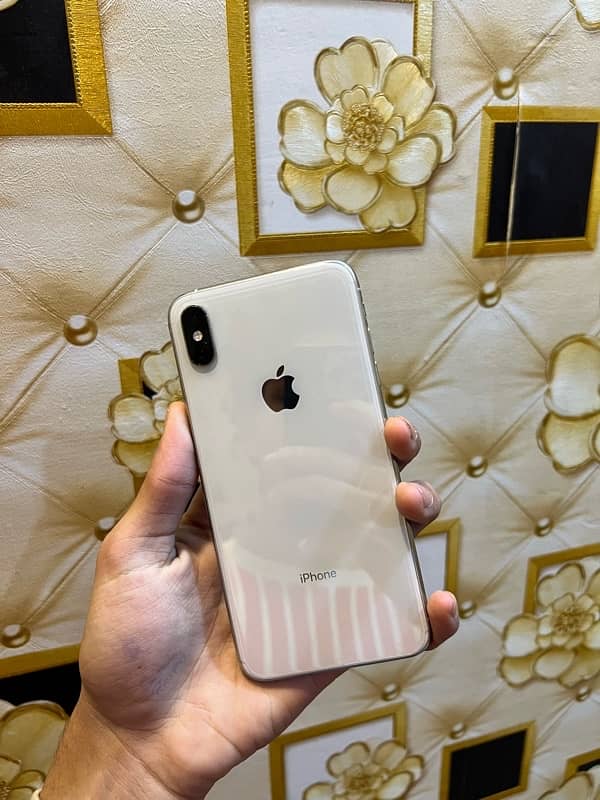 i phone xs max 3