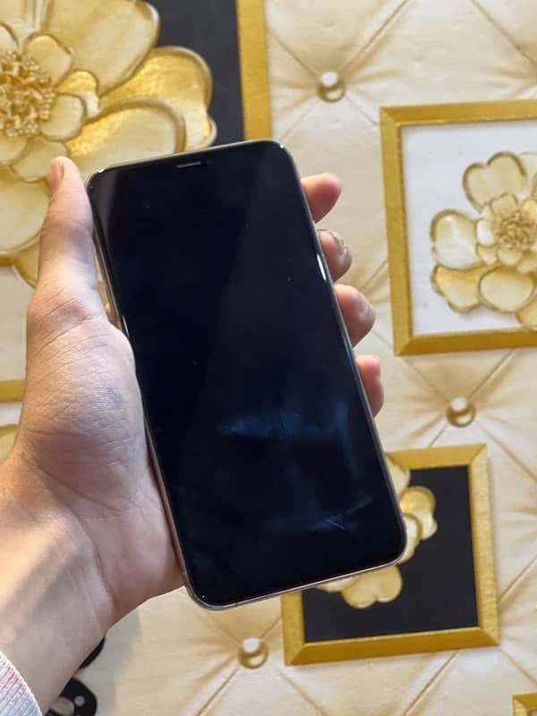 i phone xs max 4