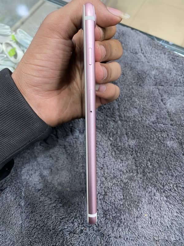 iphone 7plus 128 Gb pta approved 3