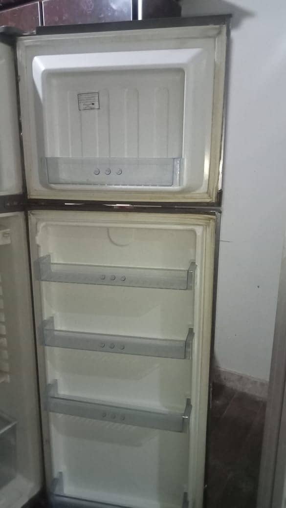 Haier Used Fridge 1