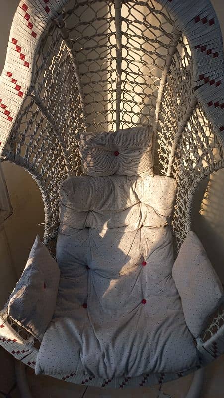 Swing Chair 4