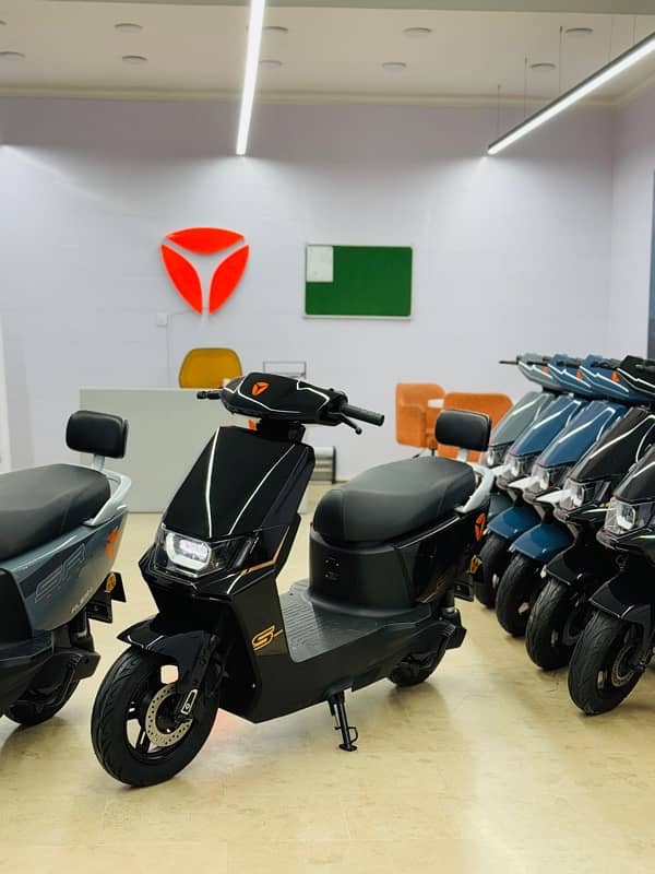 Yadea Electric Scooty,Scooter,Bike 2024 Model Zero Meter Available 9