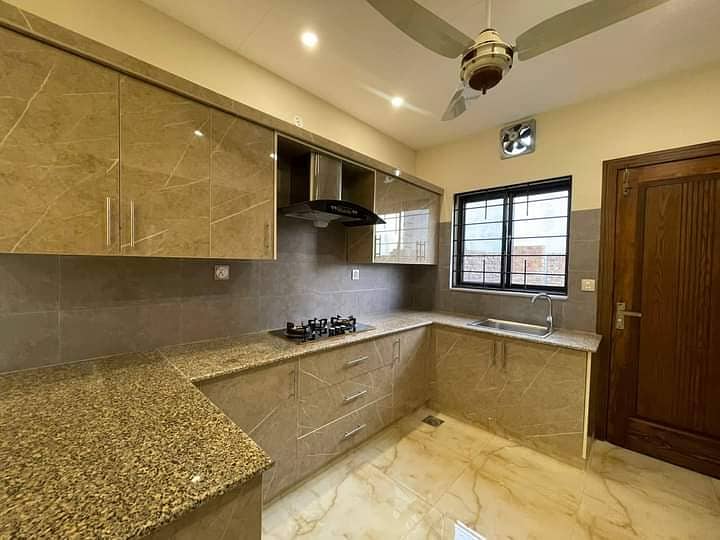 Triple Story 8 Marla House For Sale In Mumtaz City 8