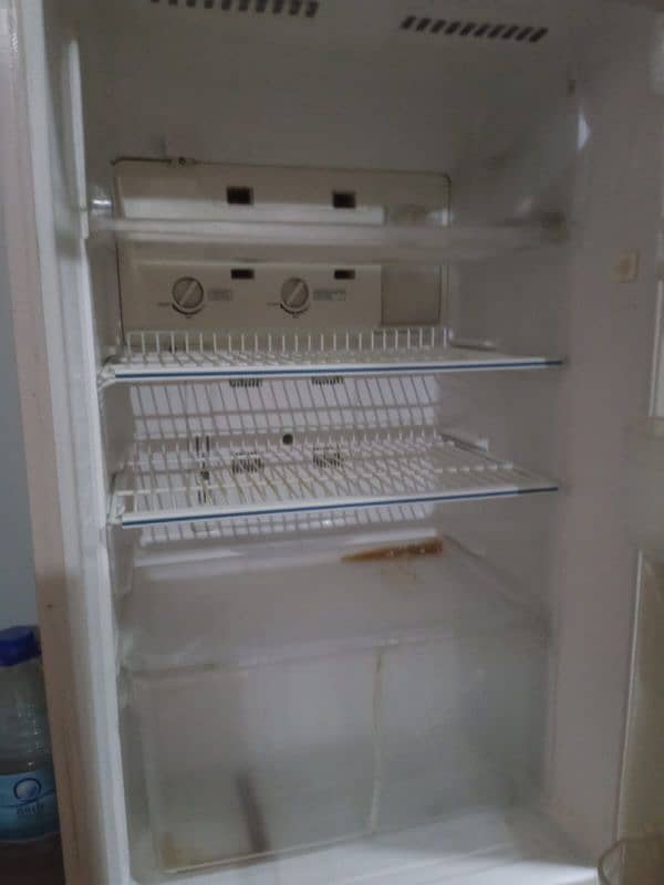 Mitsubishi fridge 1