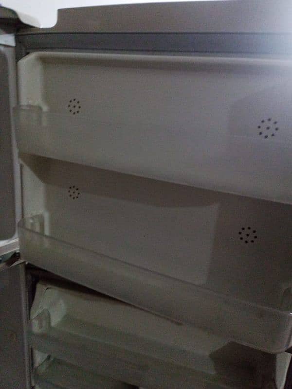 Mitsubishi fridge 3