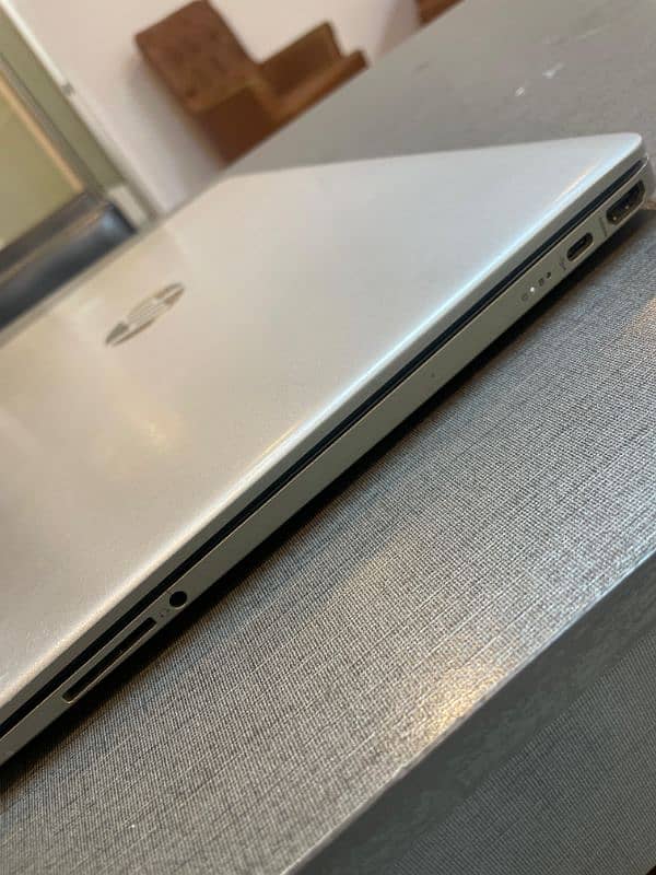 HP Laptop 15s - AMD Ryzen 5 4500U, 32GB RAM, 1TB SSD, for editing 5