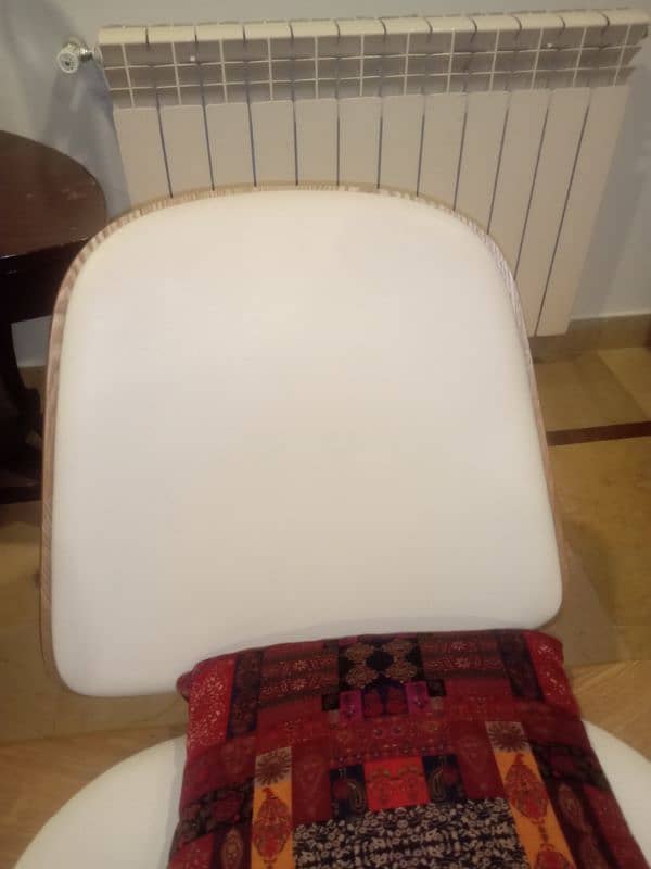 S. ABDULLAH used chairs for sale 0