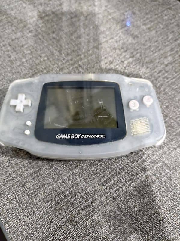 NINTENDO GAMEBOY ADVANCE AGB-001 WITH CART 0