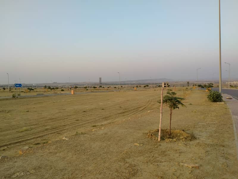 Precinct 15-A Residential plot of 125 Sq. Yd. Ideal Location of Bahria Town Karachi 3