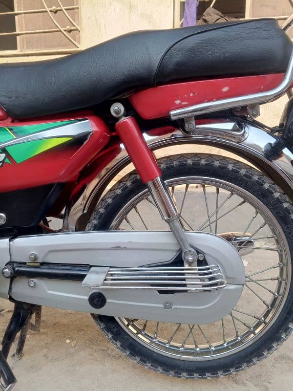 Honda CD 70 koi kaam ni ha 4