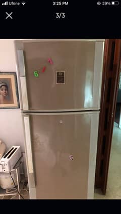 Dawlance full size two door fridge and freezer